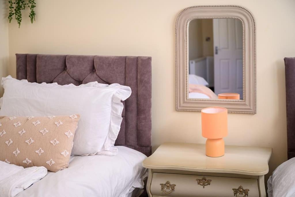 Charming Luxury Apartment Peak District Матлок Экстерьер фото